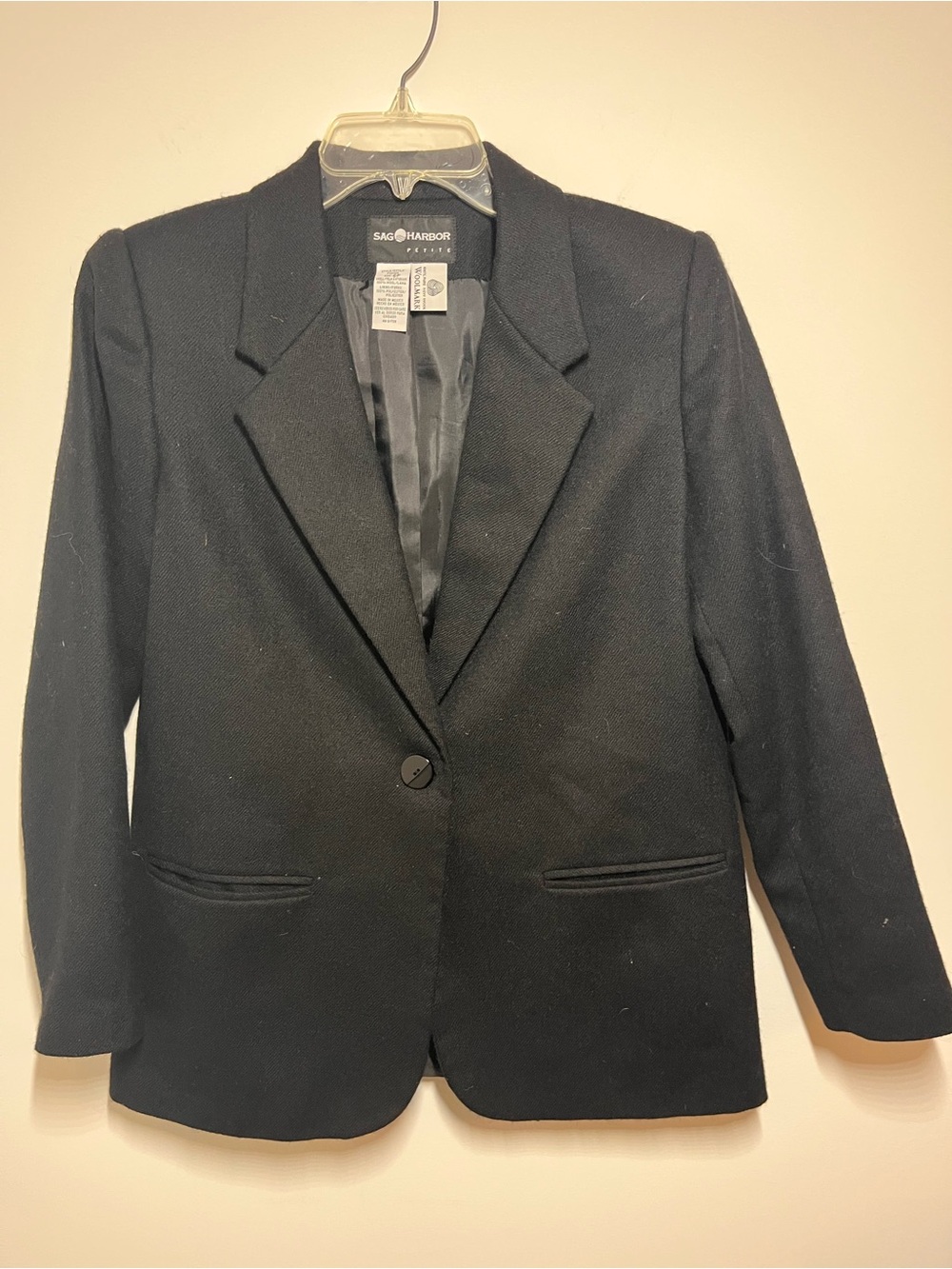 Sag Harbor WOOL Black Single-Button Notch Lapel Blazer